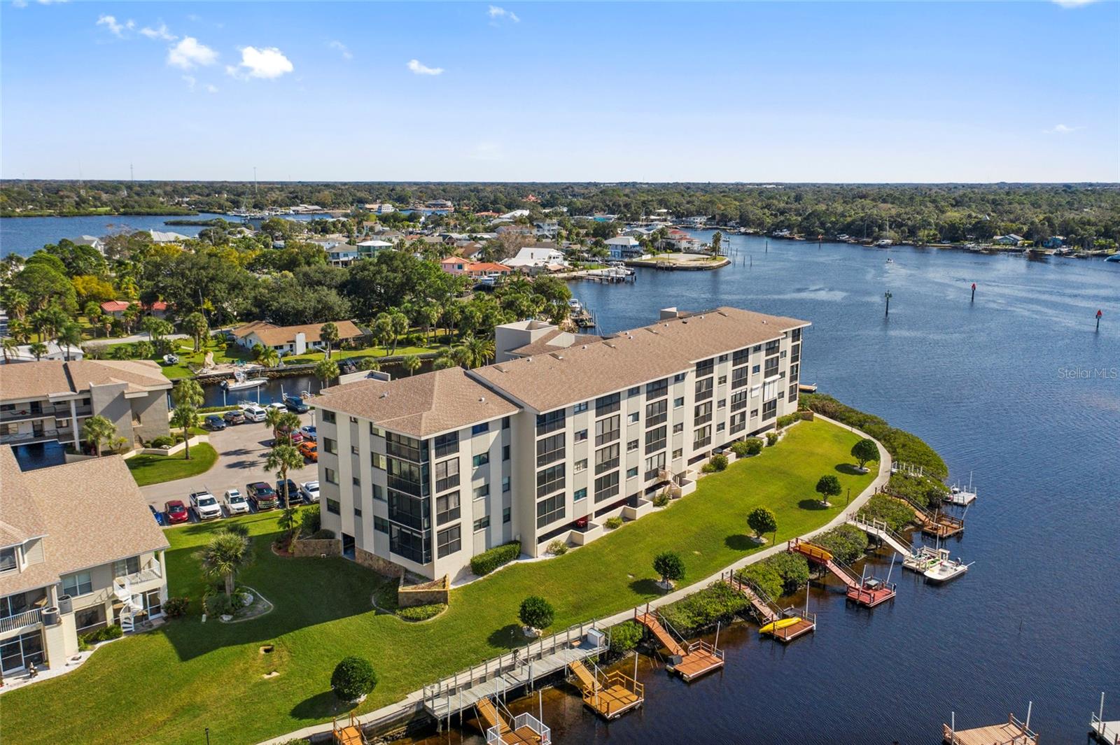 Image 3 of 61 For 8141 Aquila Street 334