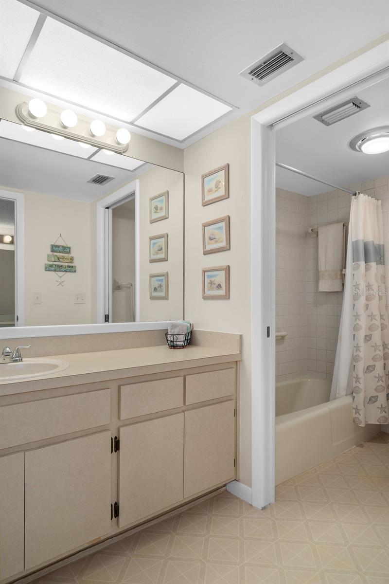 Image 30 of 61 For 8141 Aquila Street 334