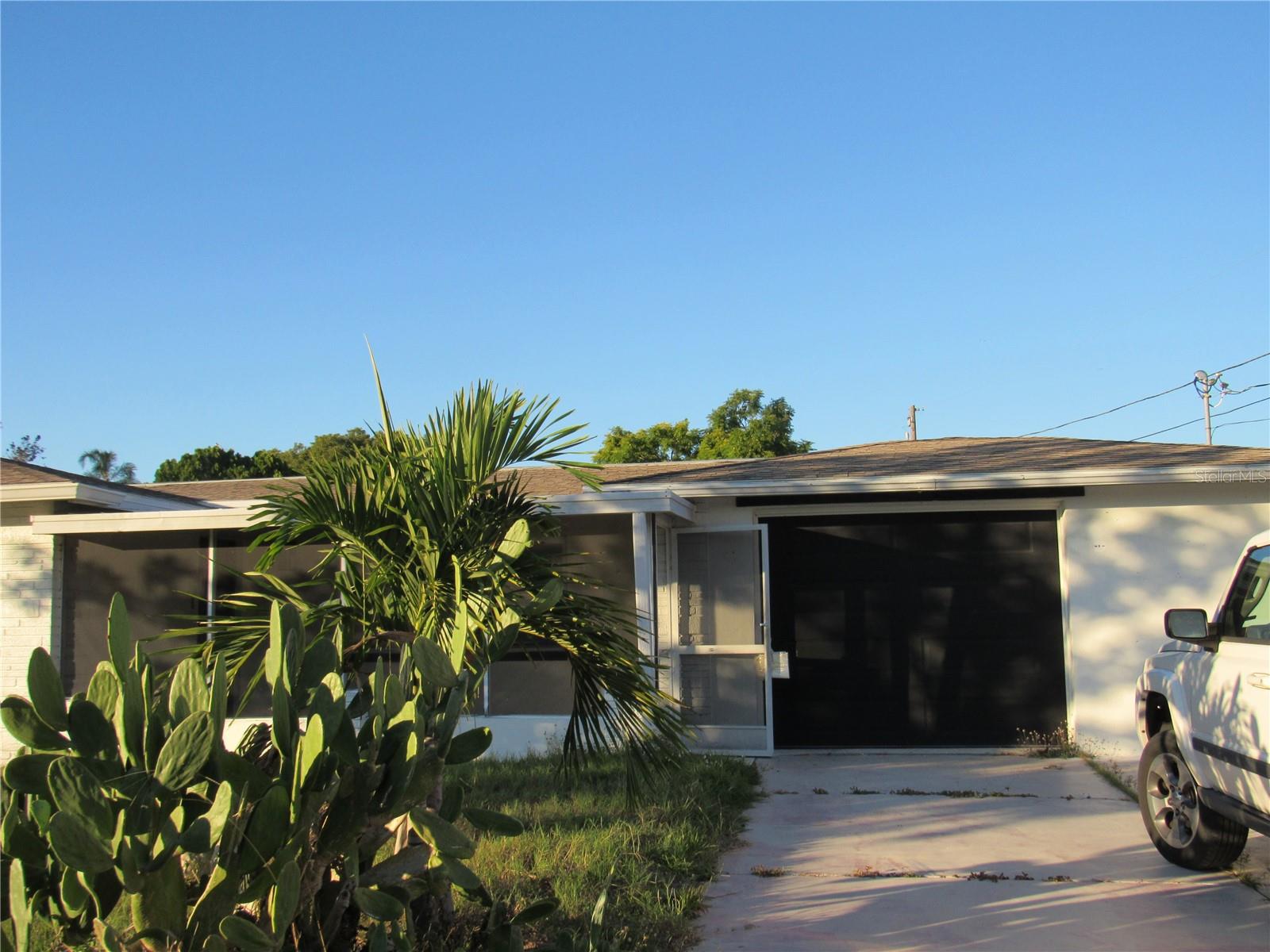 Listing Details for 7217 Palisade Drive, PORT RICHEY, FL 34668
