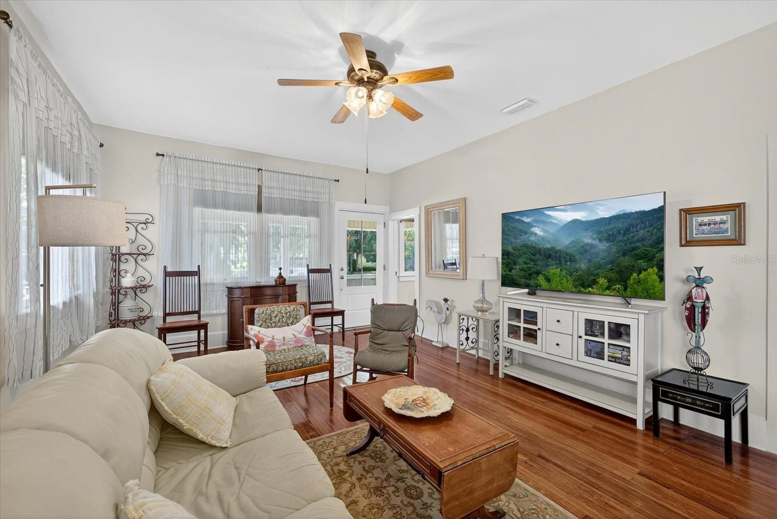 Image 10 of 43 For 6207 Main Street