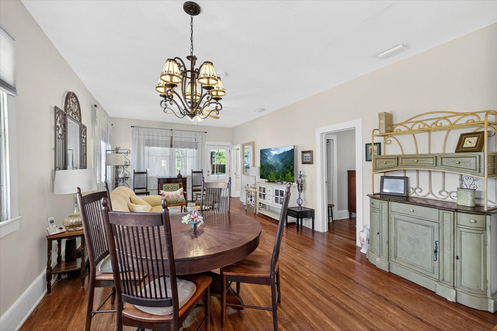 Image 11 of 43 For 6207 Main Street