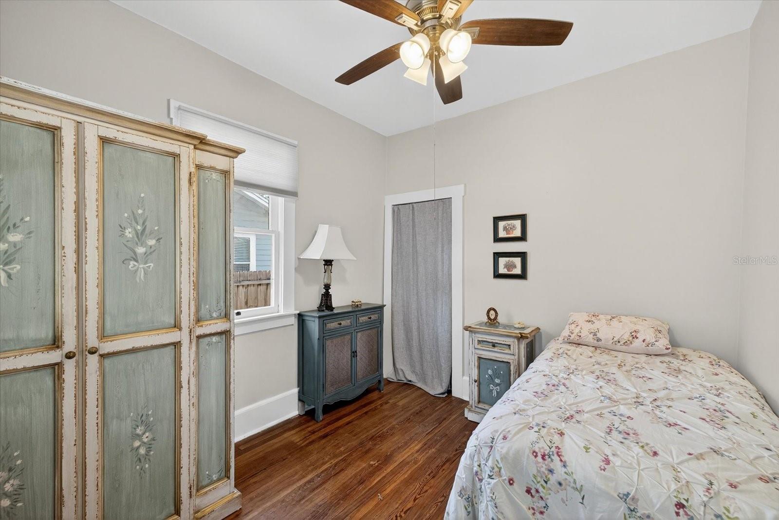 Image 13 of 43 For 6207 Main Street