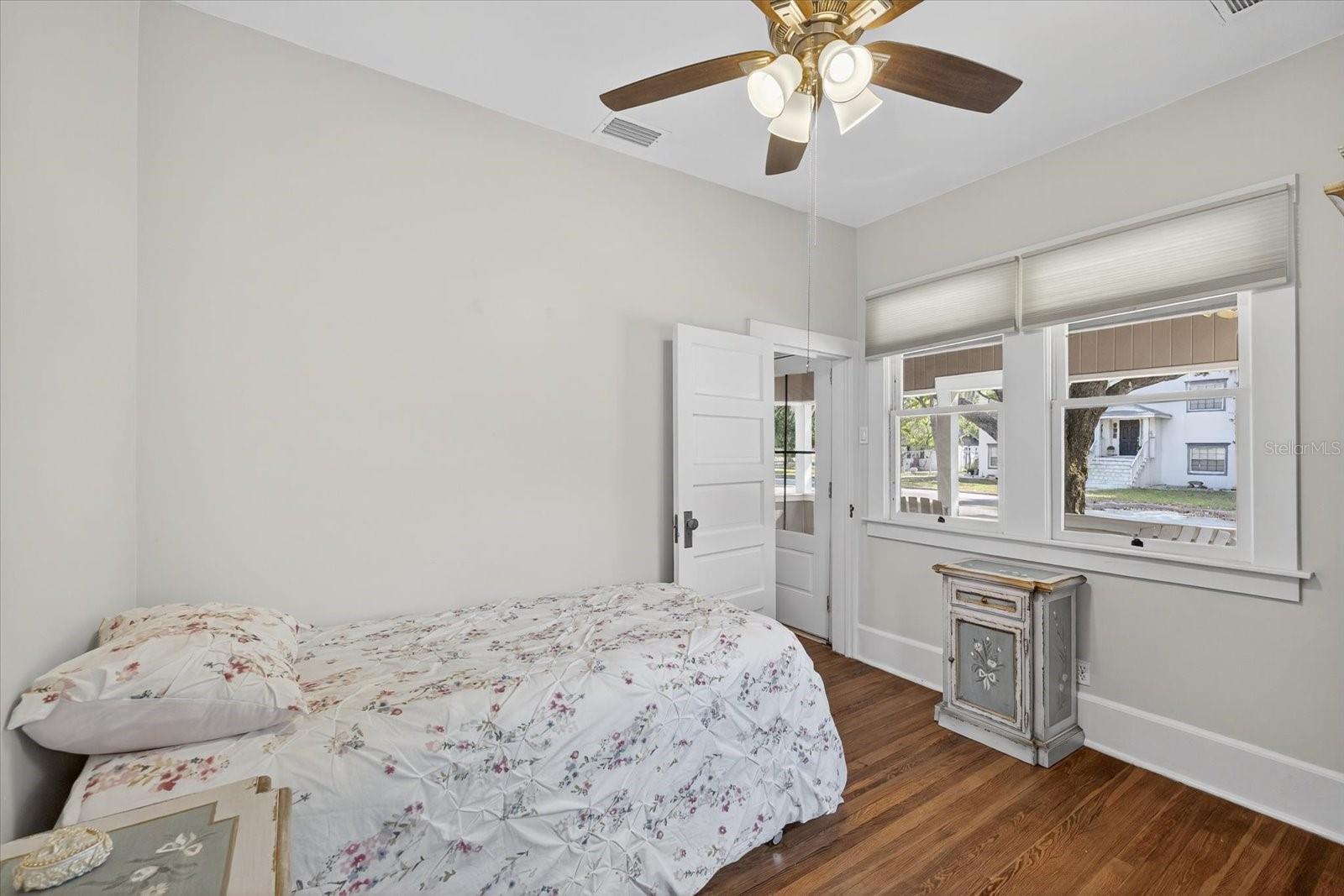 Image 14 of 43 For 6207 Main Street