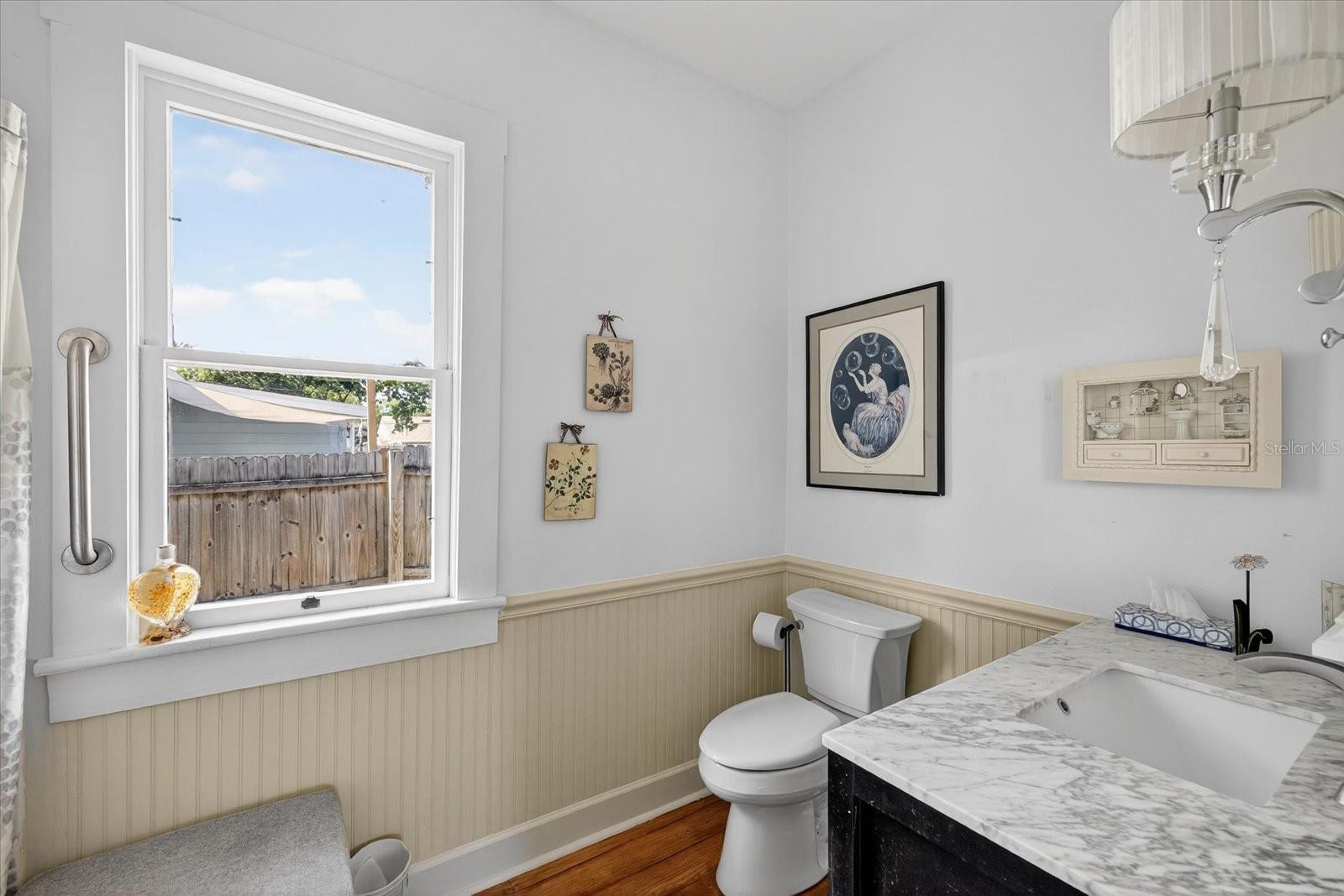 Image 24 of 43 For 6207 Main Street