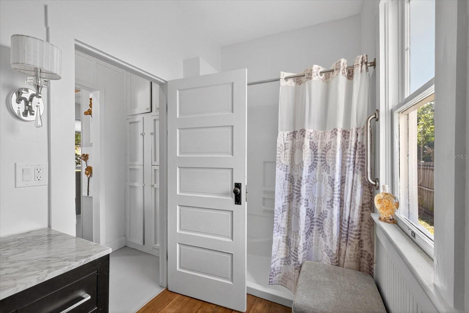 Image 25 of 43 For 6207 Main Street