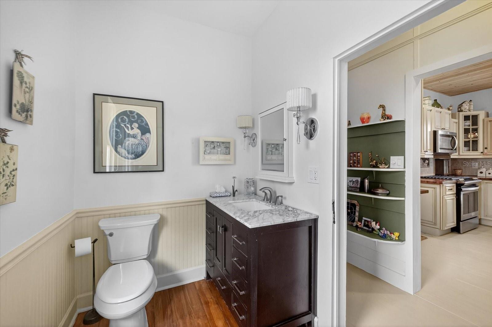 Image 27 of 43 For 6207 Main Street