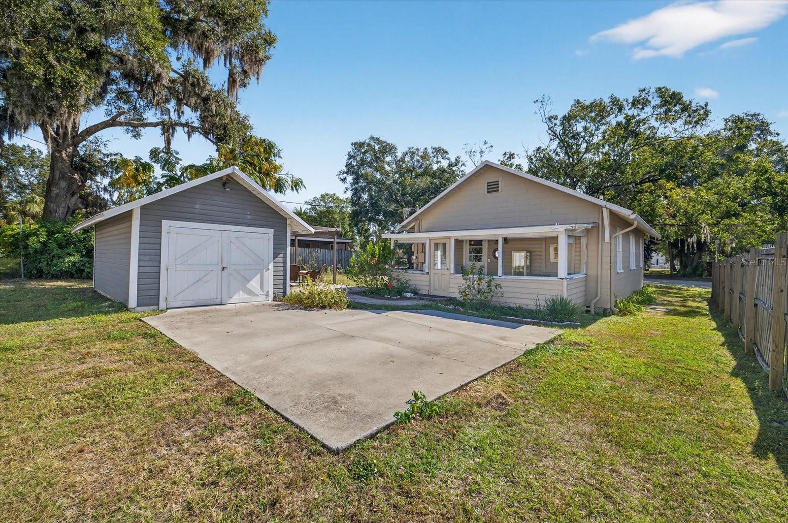 Image 35 of 43 For 6207 Main Street