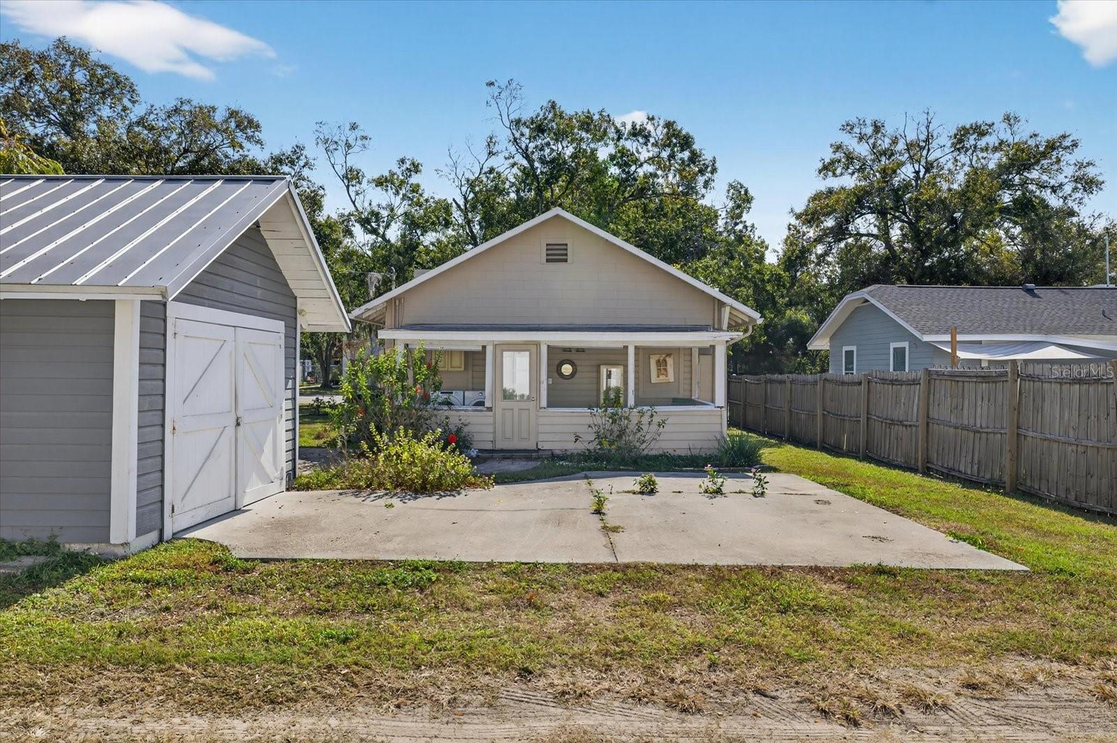 Image 36 of 43 For 6207 Main Street