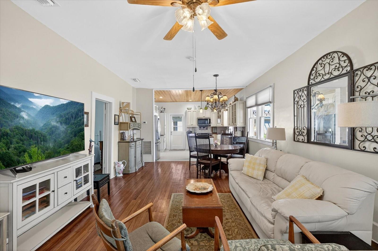 Image 9 of 43 For 6207 Main Street