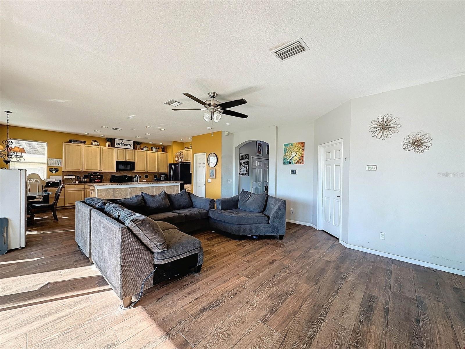 Image 14 of 81 For 4165 Copper Hill Road