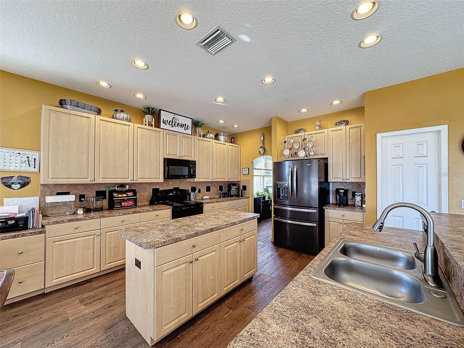 Image 16 of 81 For 4165 Copper Hill Road