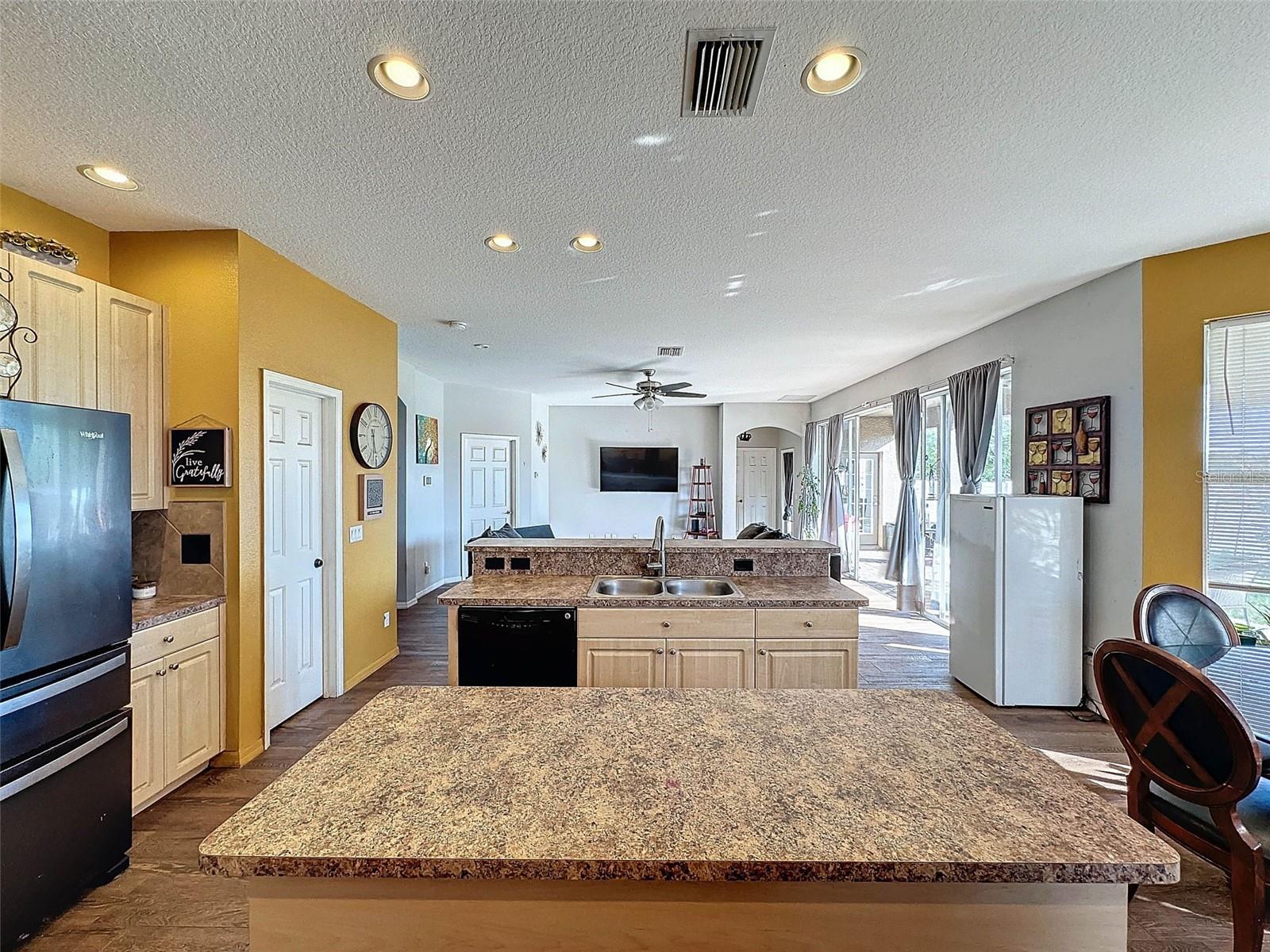 Image 18 of 81 For 4165 Copper Hill Road