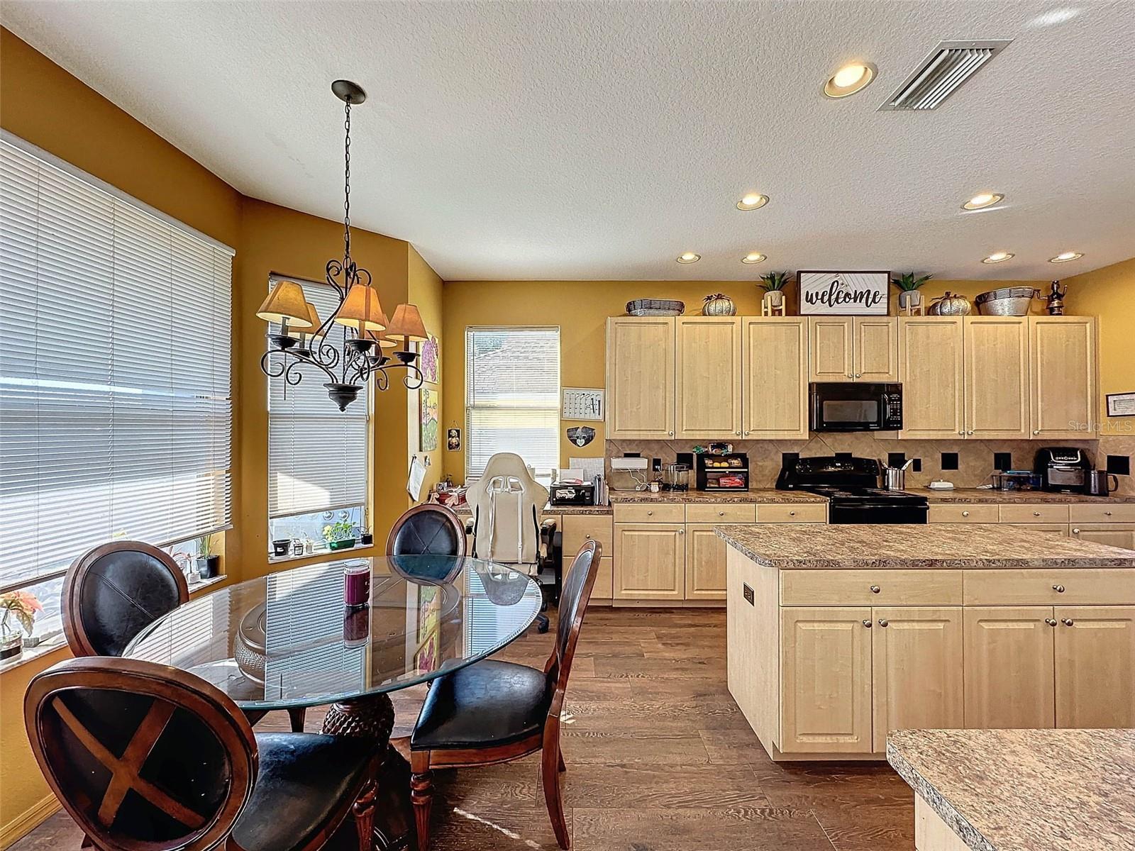 Image 25 of 81 For 4165 Copper Hill Road