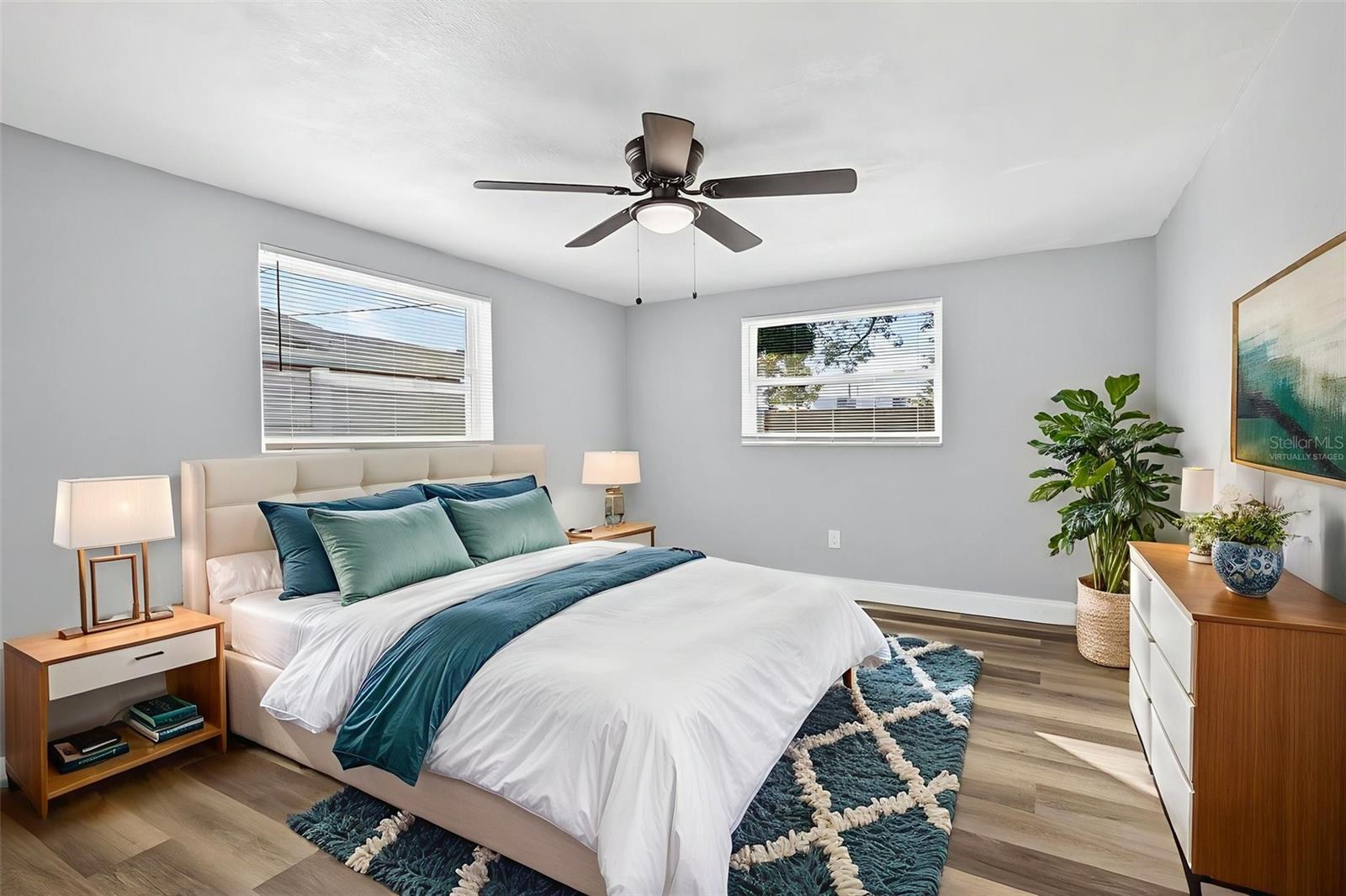 Image 9 of 12 For 10933 Premier Avenue