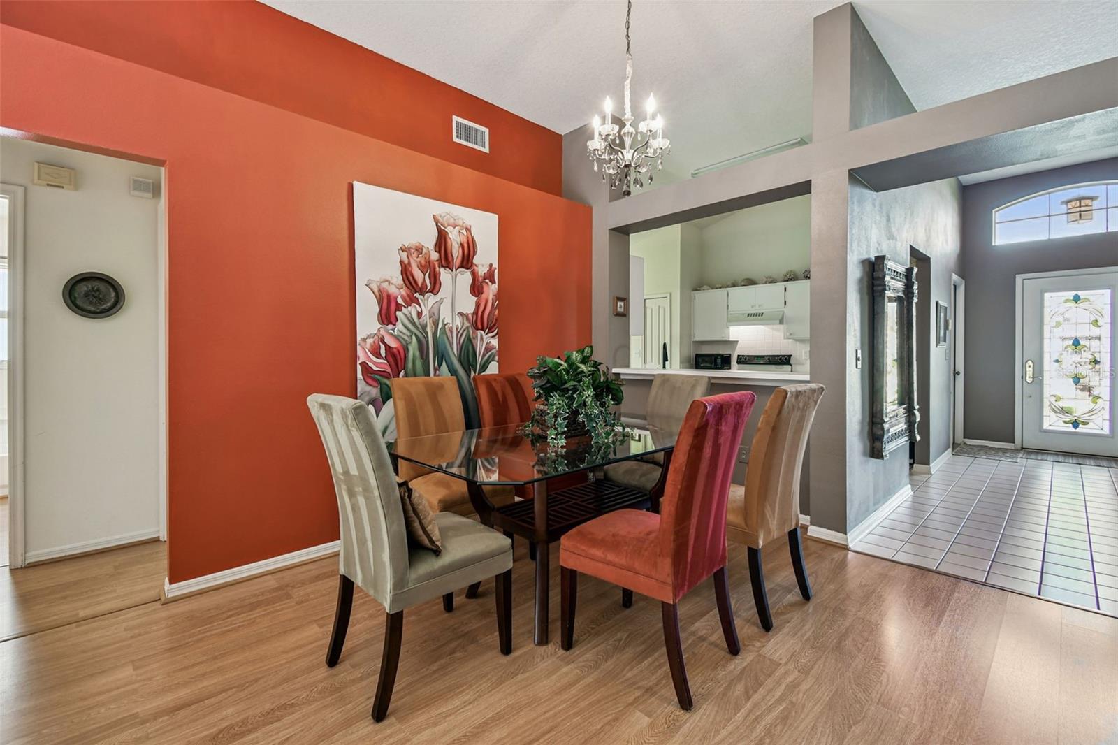 Listing photo id 19 for 29228 Birds Eye Drive