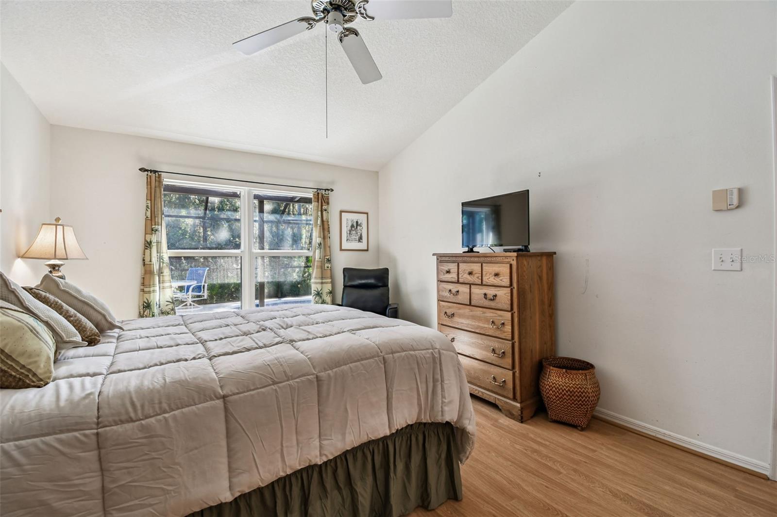 Listing photo id 34 for 29228 Birds Eye Drive