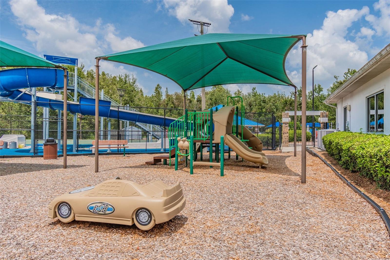 Listing photo id 62 for 29228 Birds Eye Drive