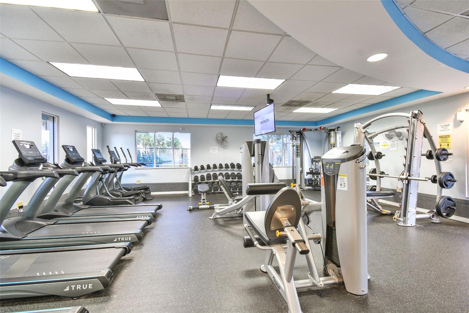 Listing photo id 78 for 29228 Birds Eye Drive