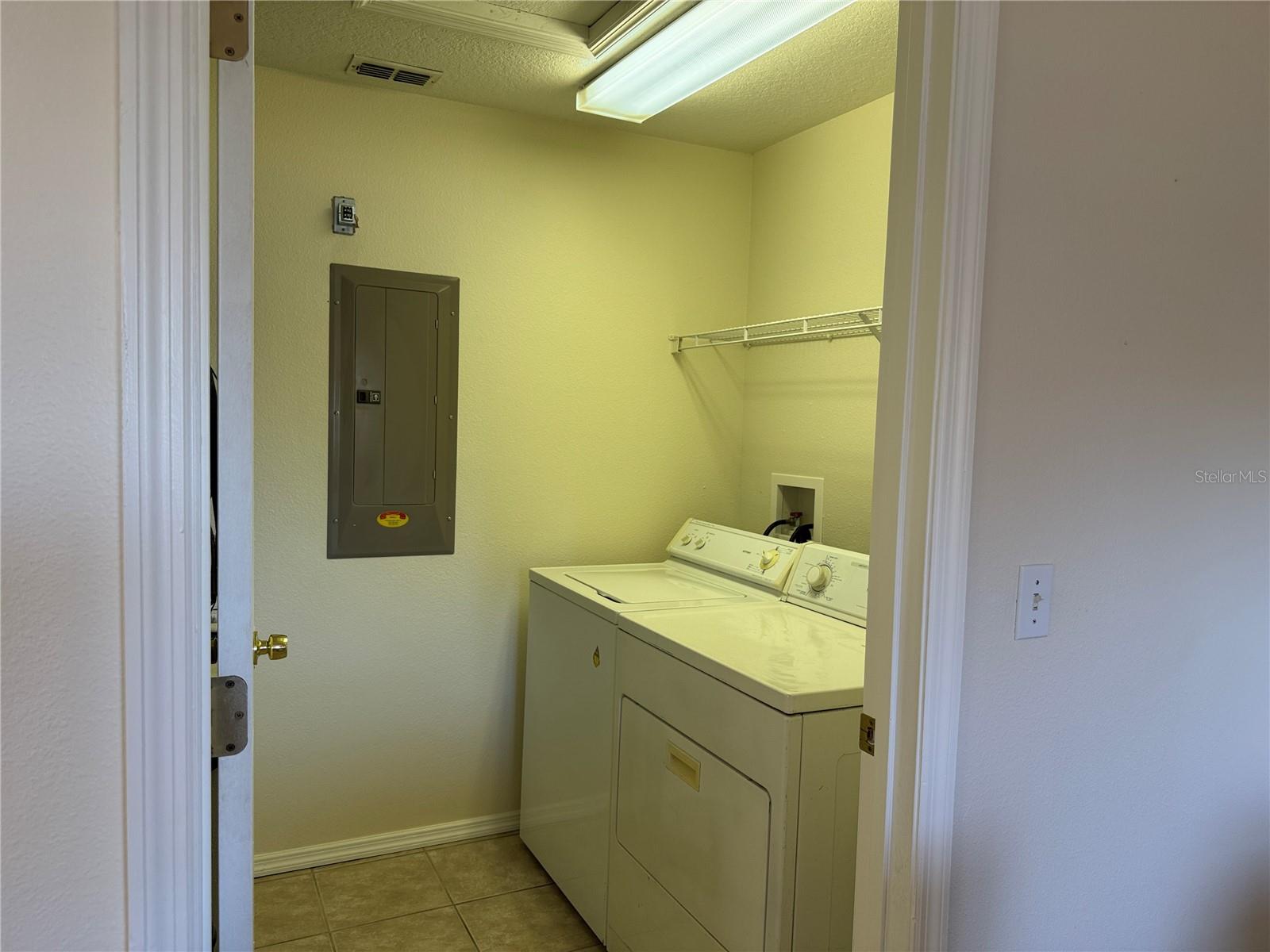 Image 8 of 18 For 10425 Chalmer