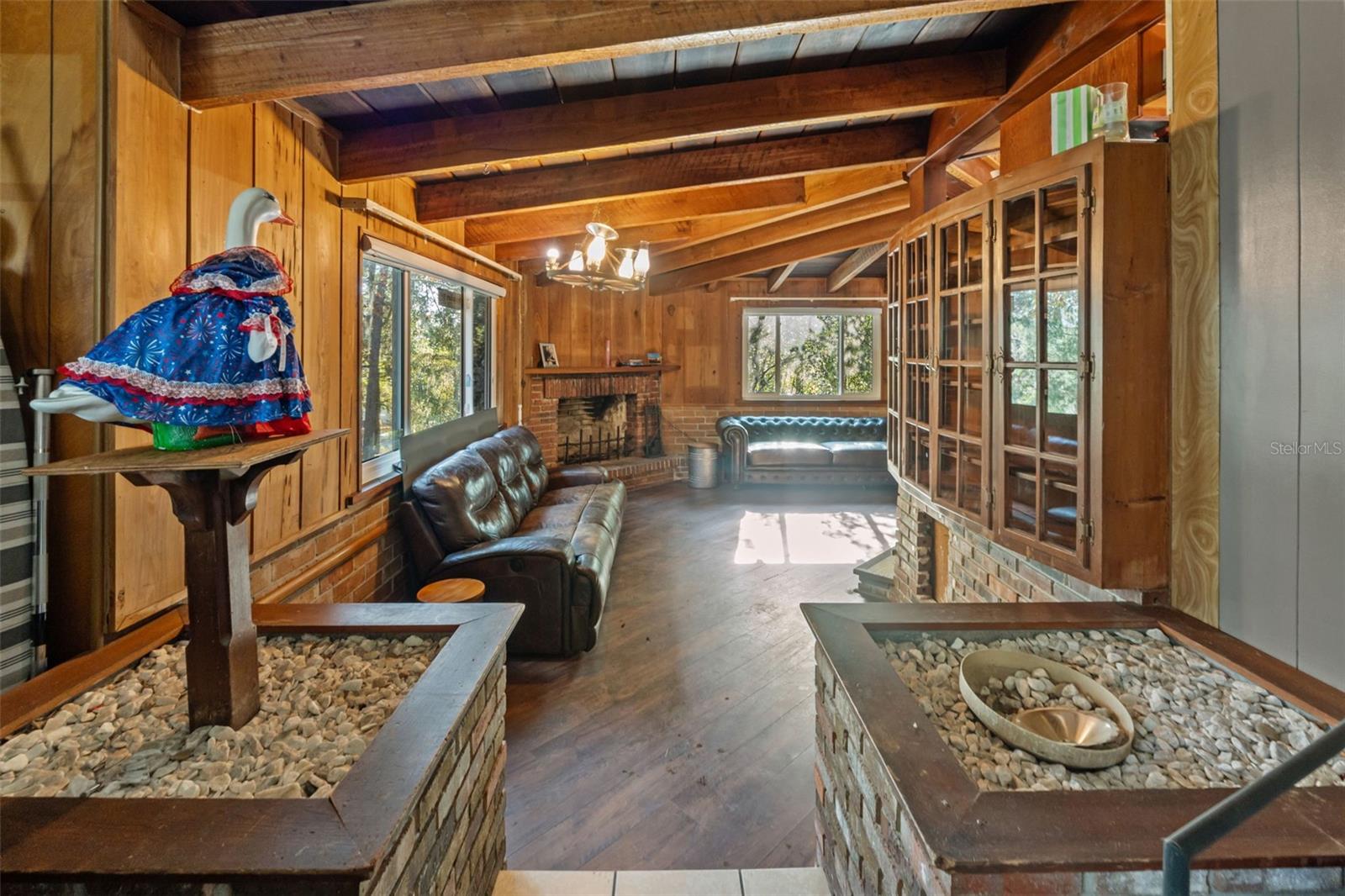 Image 42 of 79 For 4877 Merlin Circle