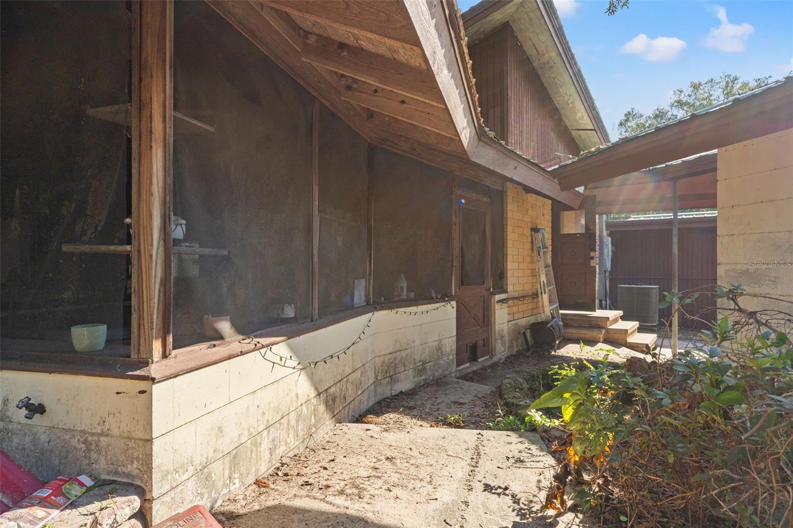 Image 58 of 79 For 4877 Merlin Circle