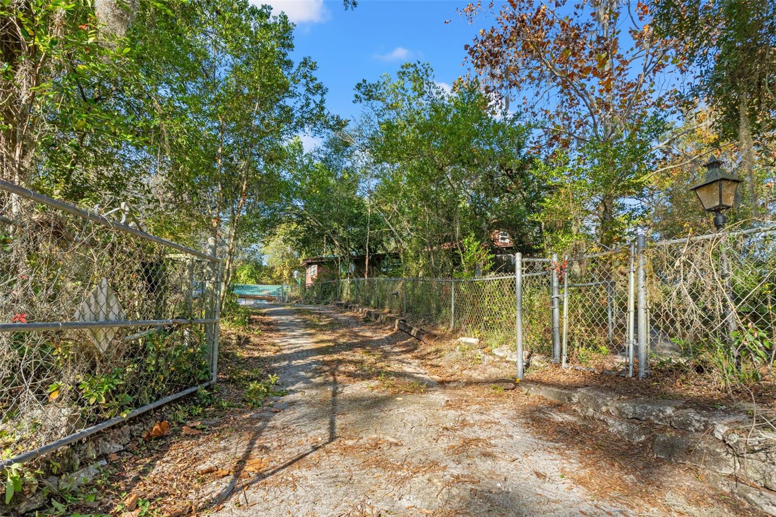 Image 7 of 79 For 4877 Merlin Circle