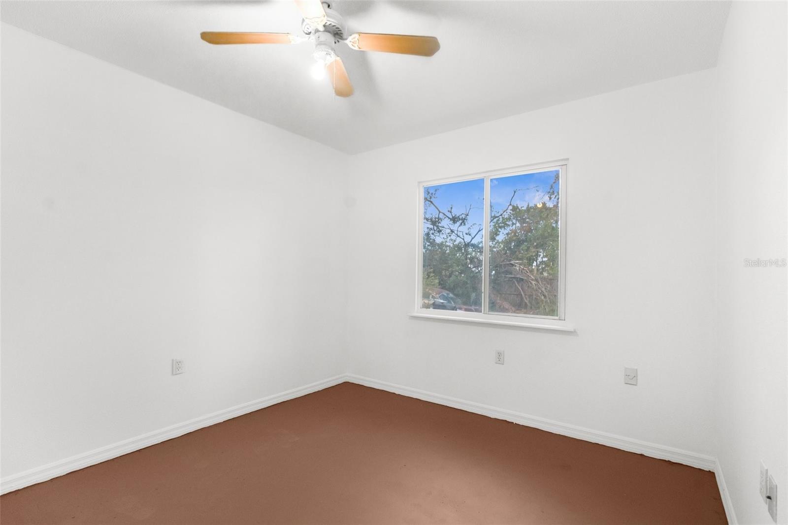 Image 22 of 32 For 10221 Elgin Boulevard