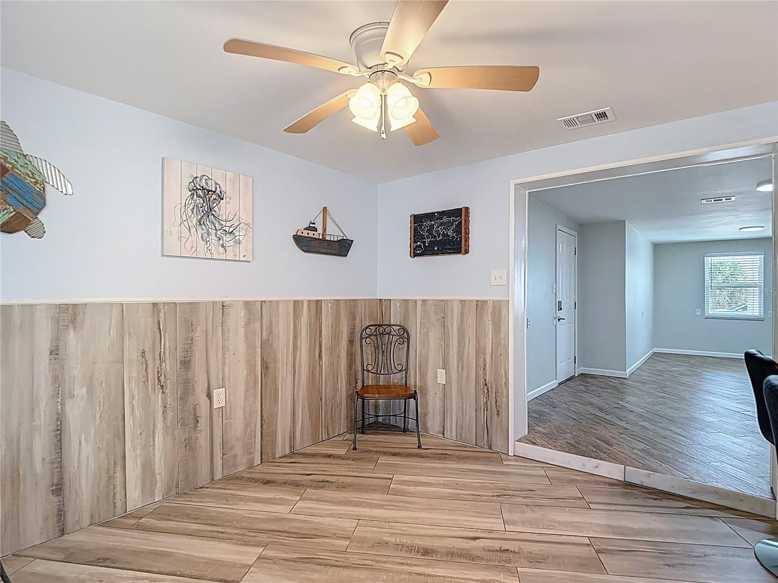 Image 20 of 80 For 13607 Frances Avenue