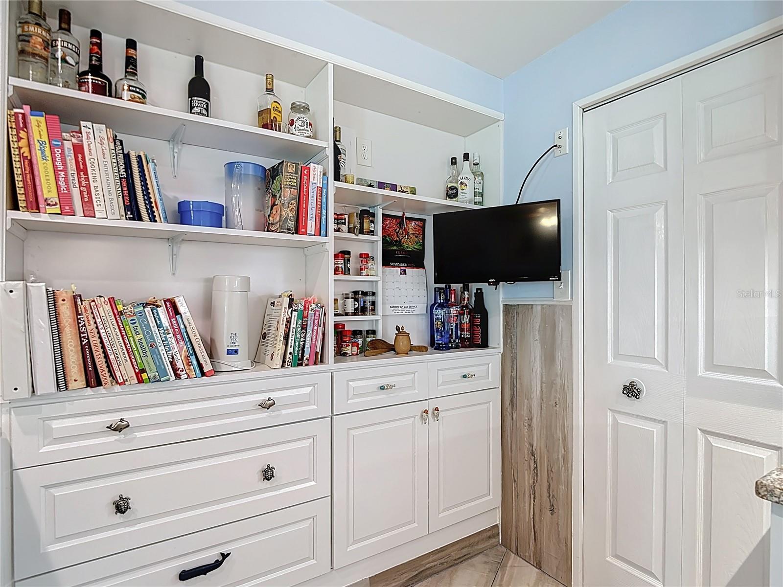 Image 32 of 80 For 13607 Frances Avenue