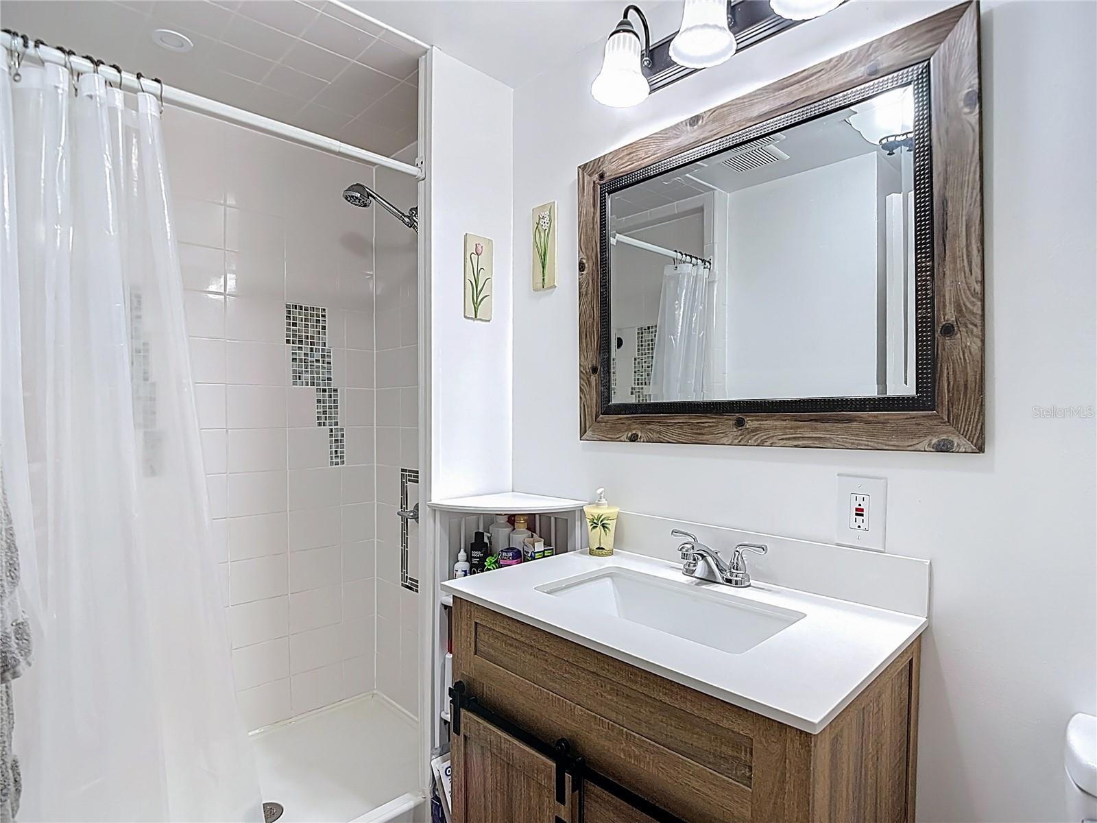 Image 41 of 80 For 13607 Frances Avenue