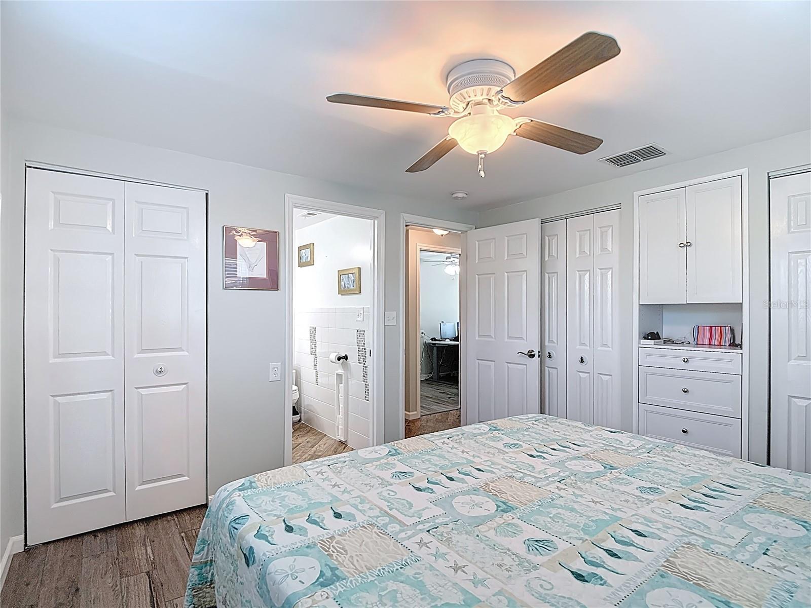 Image 42 of 80 For 13607 Frances Avenue