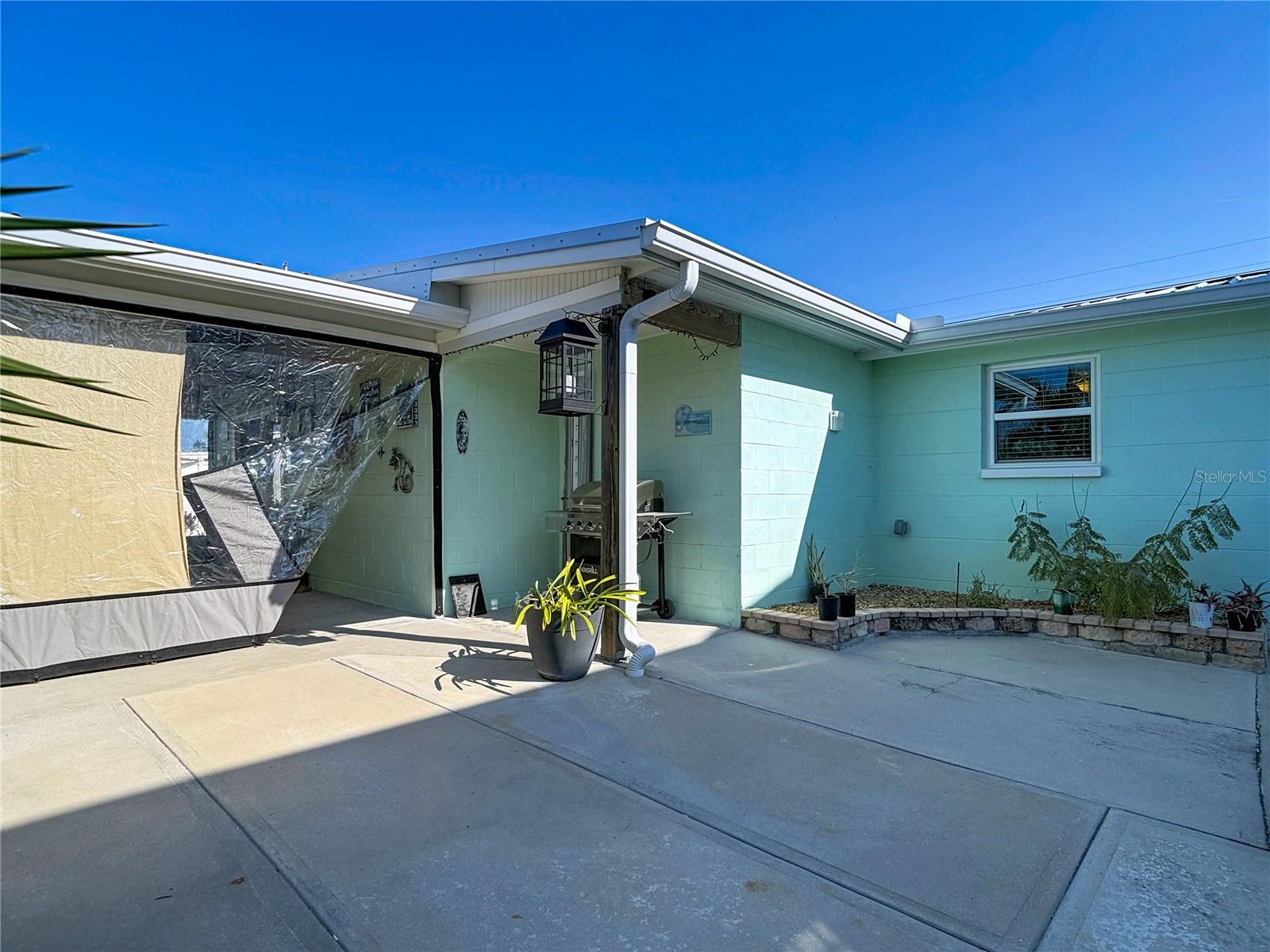 Image 54 of 80 For 13607 Frances Avenue