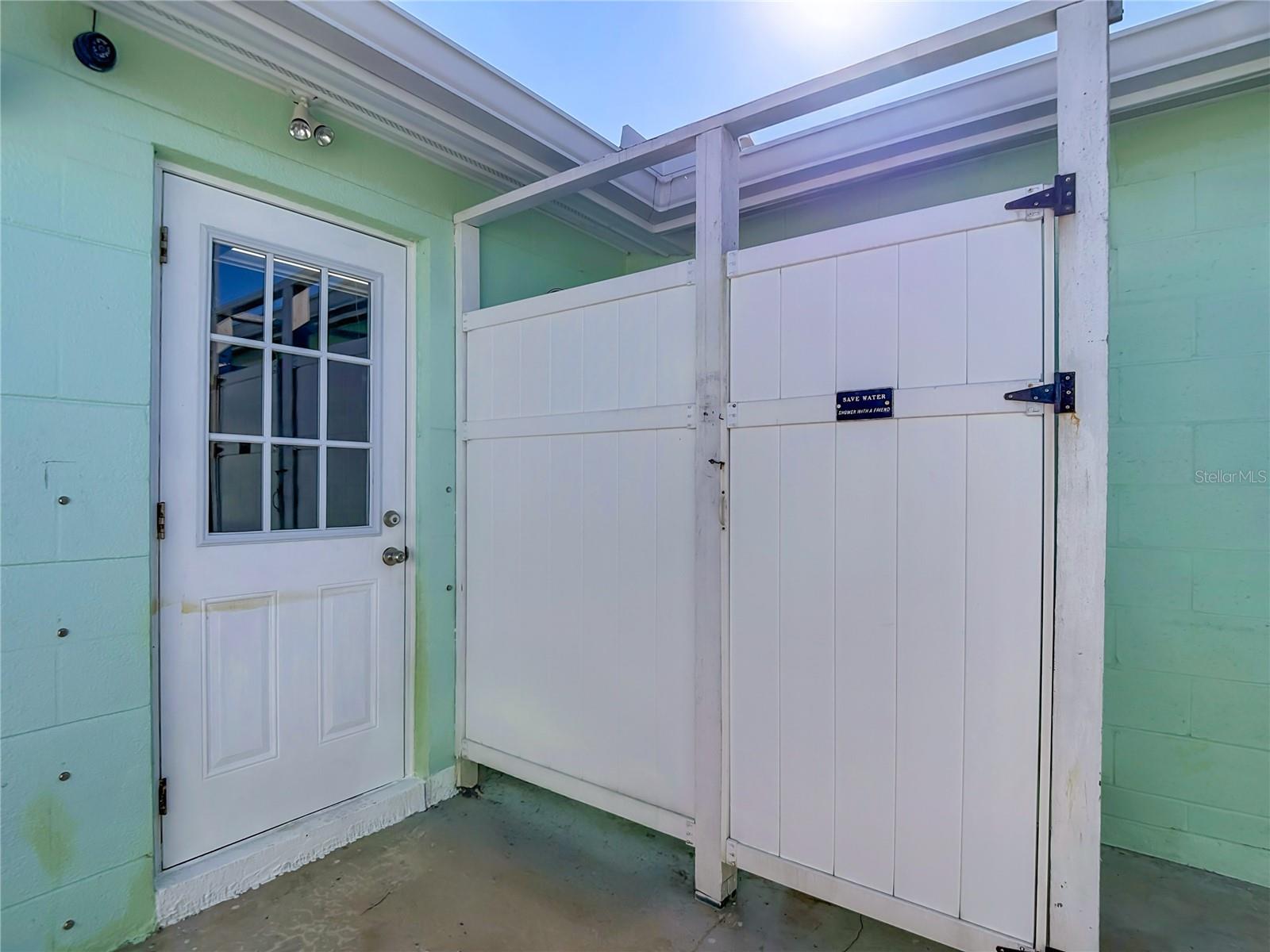 Image 58 of 80 For 13607 Frances Avenue