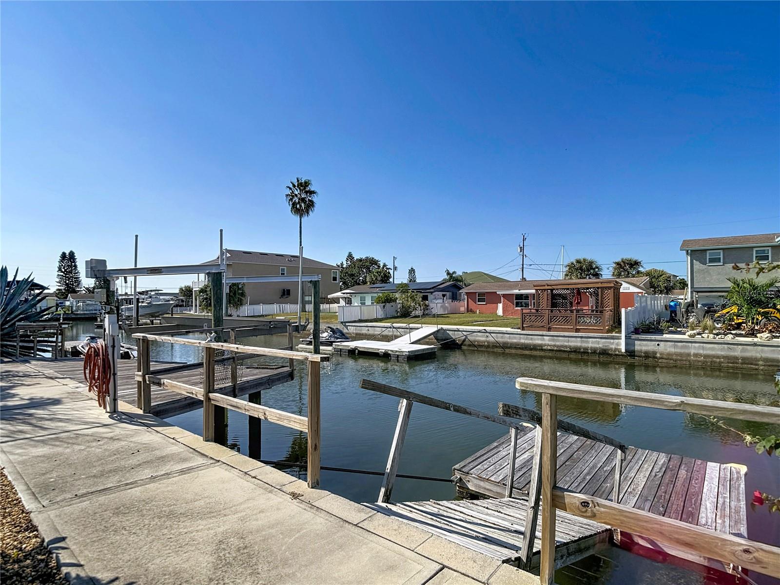 Image 71 of 80 For 13607 Frances Avenue