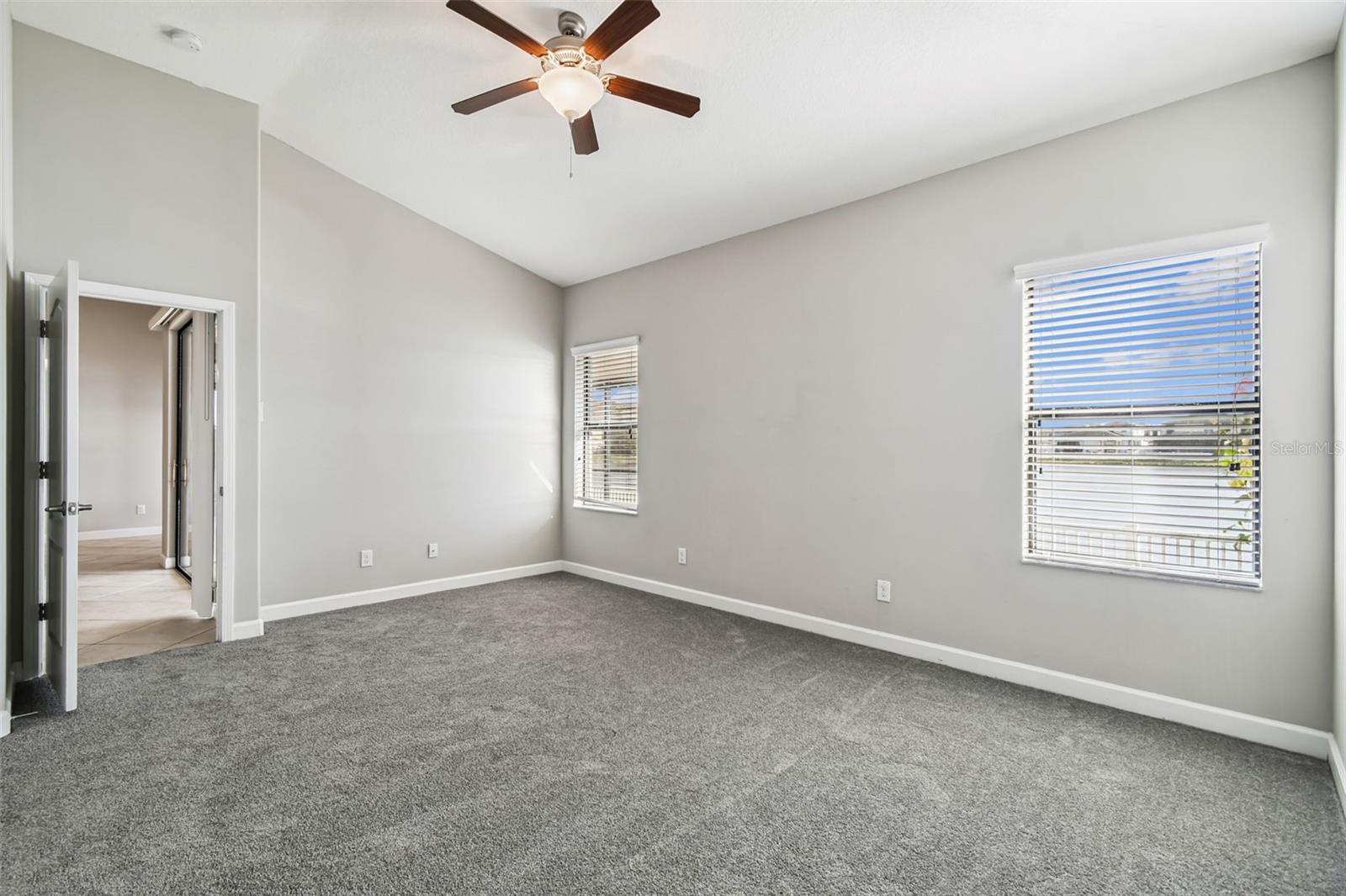 Image 28 of 43 For 12352 Crestridge Loop