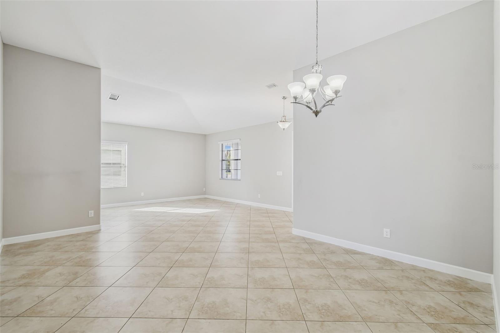 Image 7 of 43 For 12352 Crestridge Loop