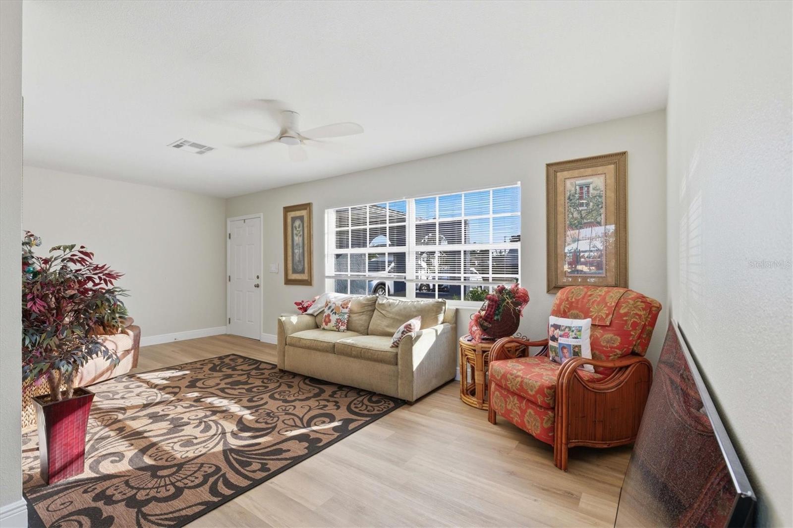 Image 8 of 35 For 12463 Tansboro Street