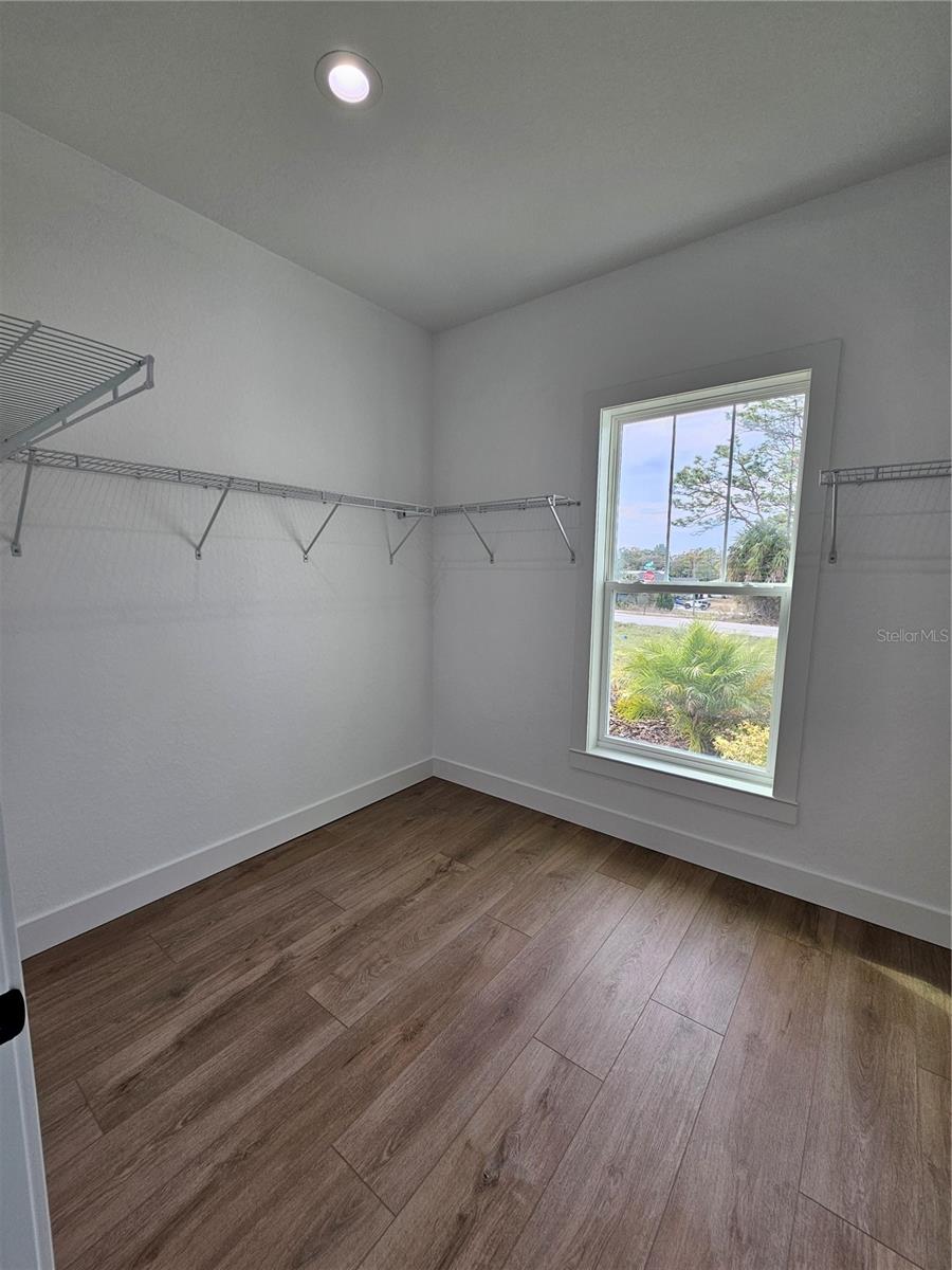 Image 27 of 45 For 8090 Nordica Road