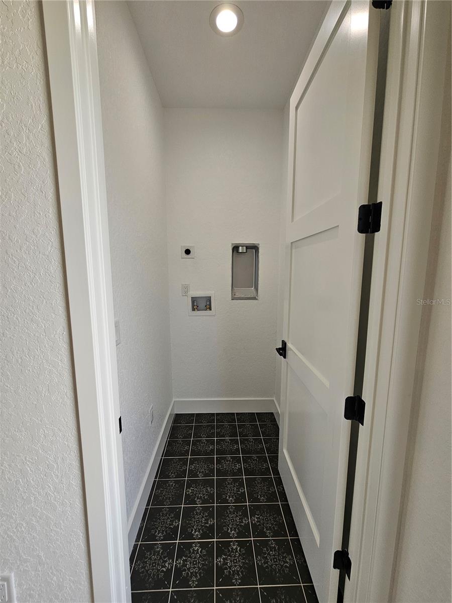 Image 40 of 45 For 8090 Nordica Road