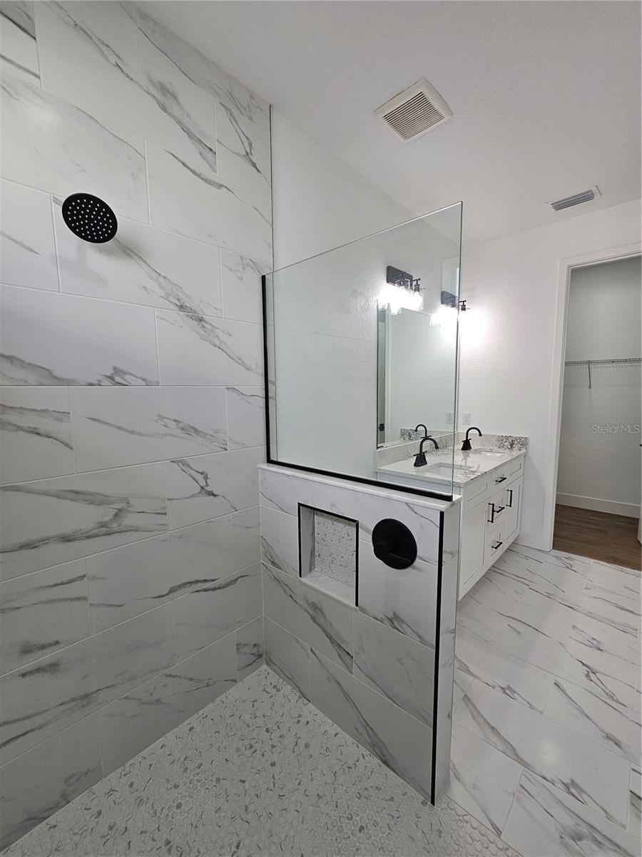 Image 43 of 45 For 8090 Nordica Road