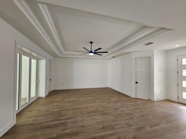 Image 5 of 45 For 8090 Nordica Road