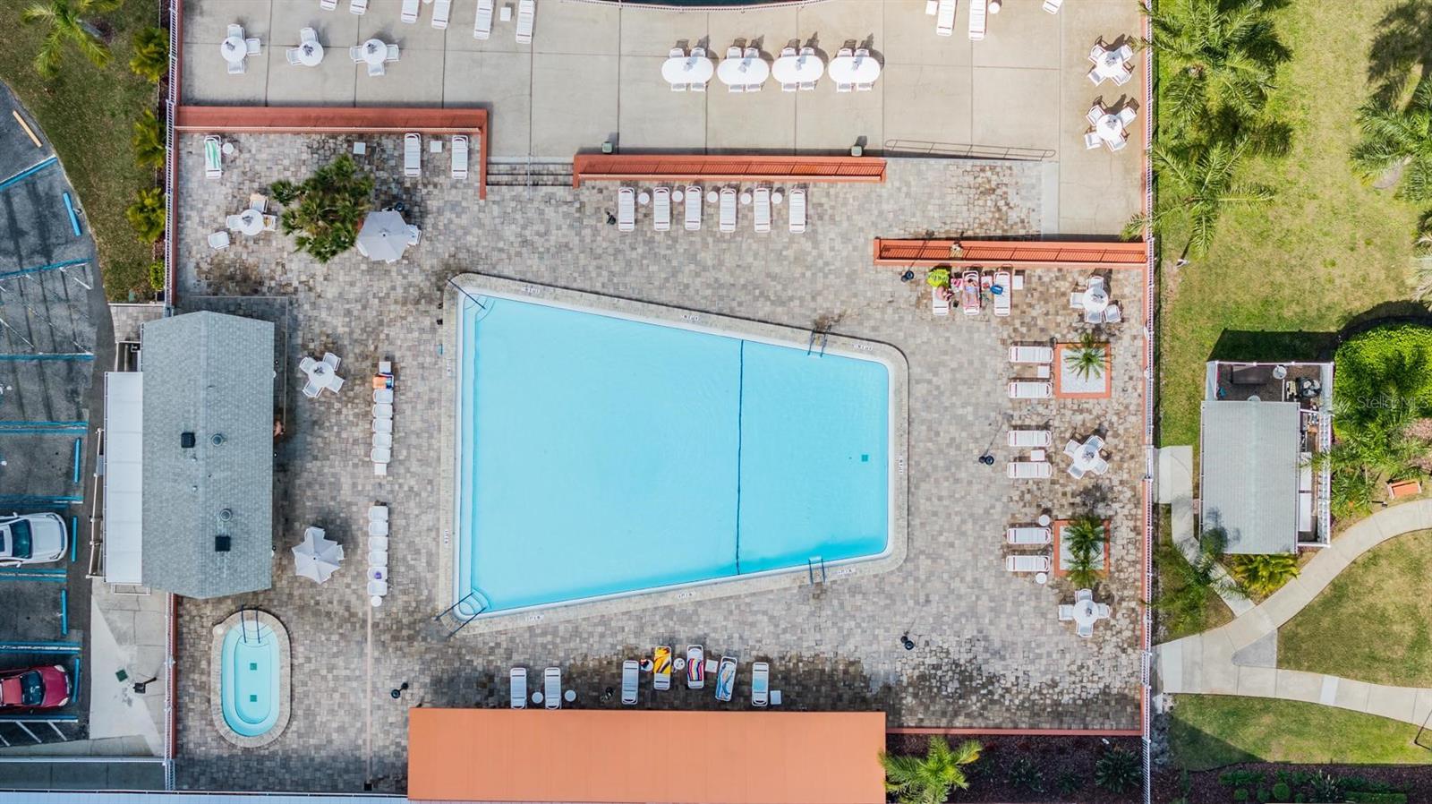 Image 27 of 41 For 10600 Mira Vista Drive