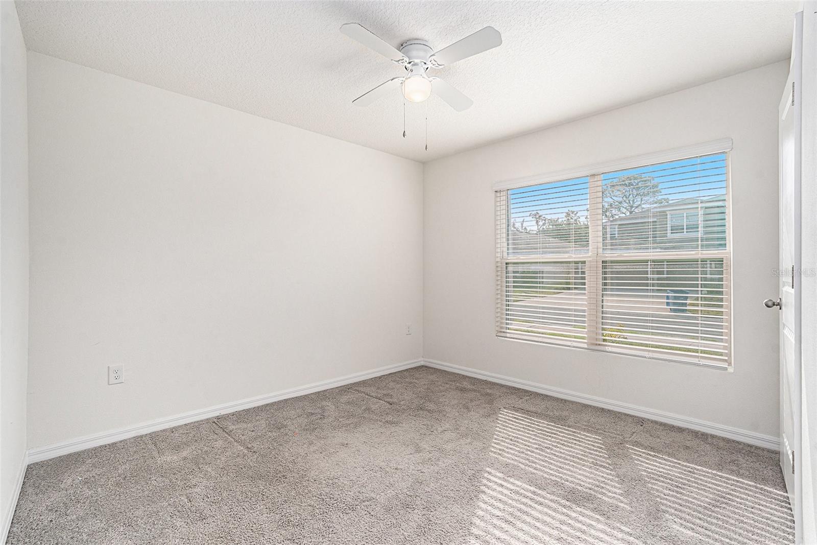 Image 12 of 17 For 3900 Autumn Amber Drive