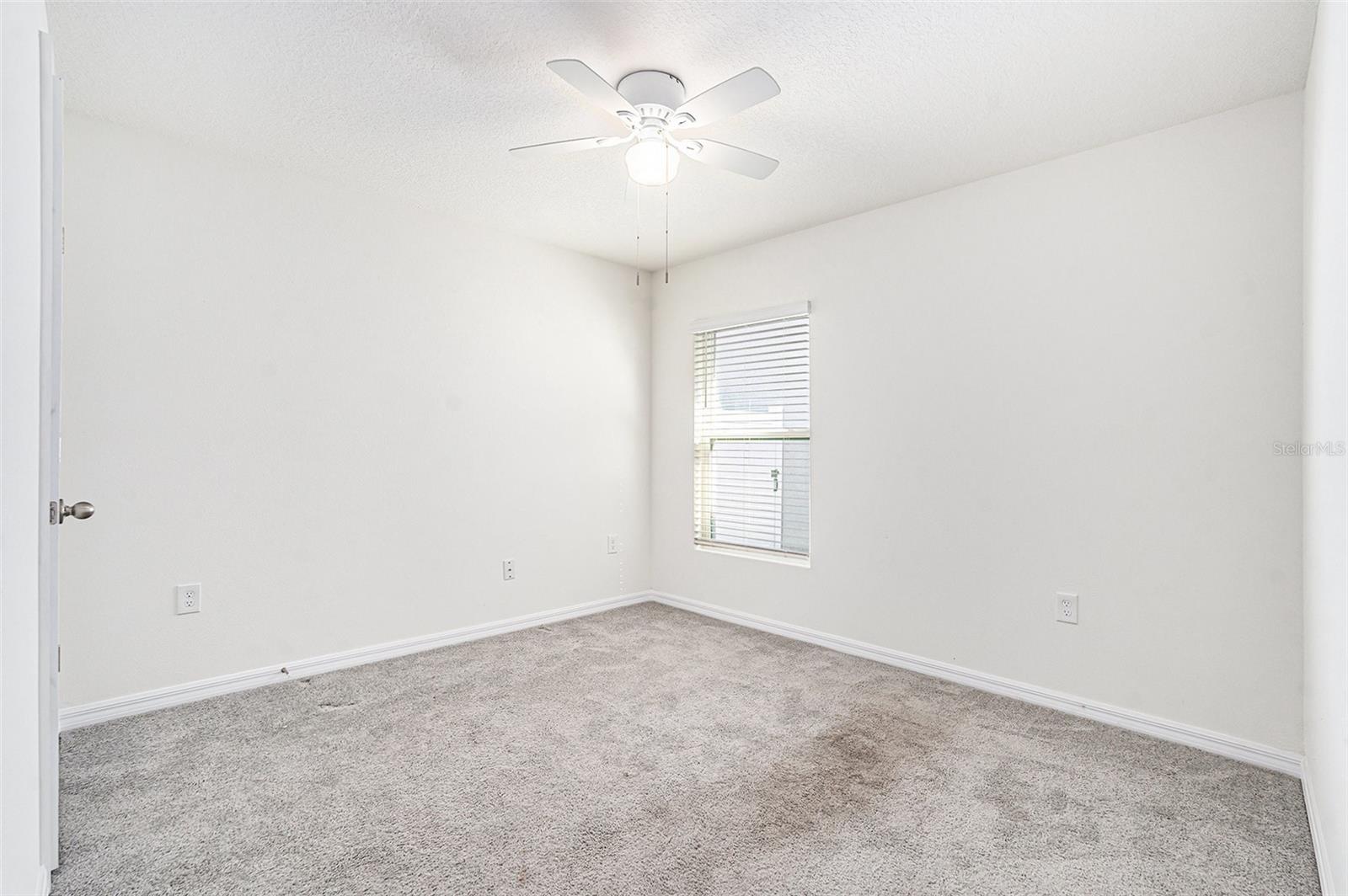 Image 13 of 17 For 3900 Autumn Amber Drive