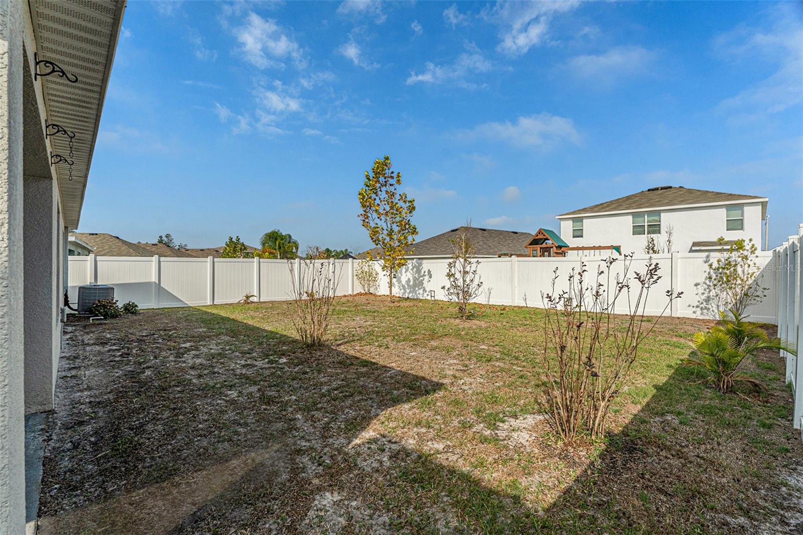 Image 16 of 17 For 3900 Autumn Amber Drive