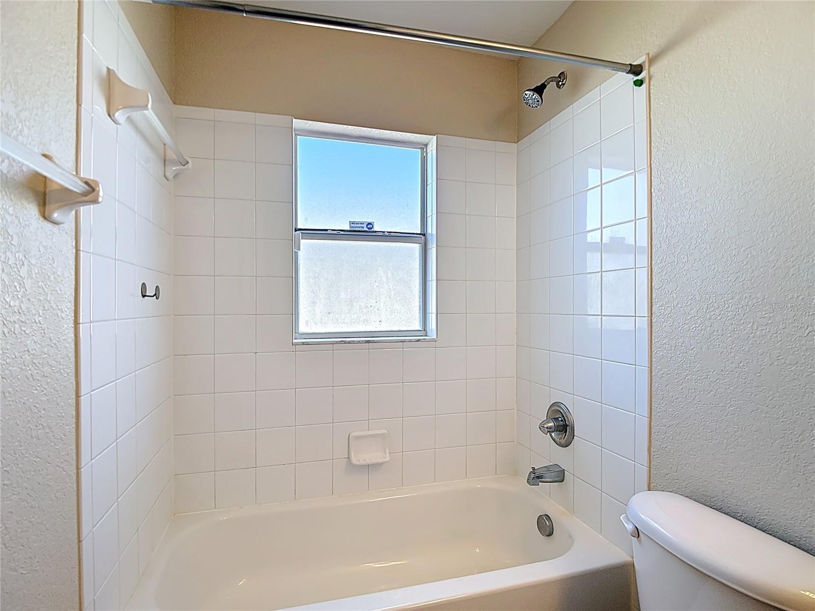 Image 28 of 55 For 13548 Marilyn Court