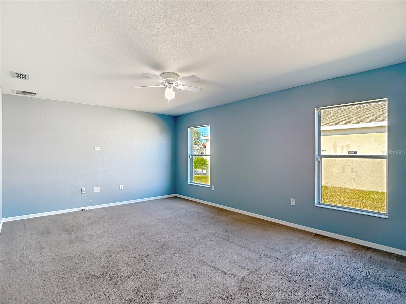 Image 31 of 55 For 13548 Marilyn Court