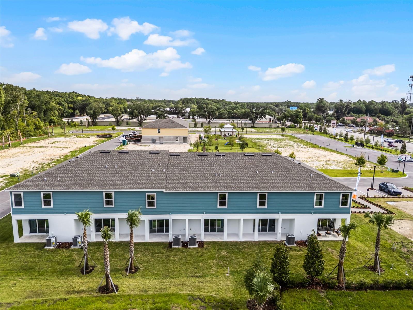 Image 6 of 42 For 714 Florida Elm Court