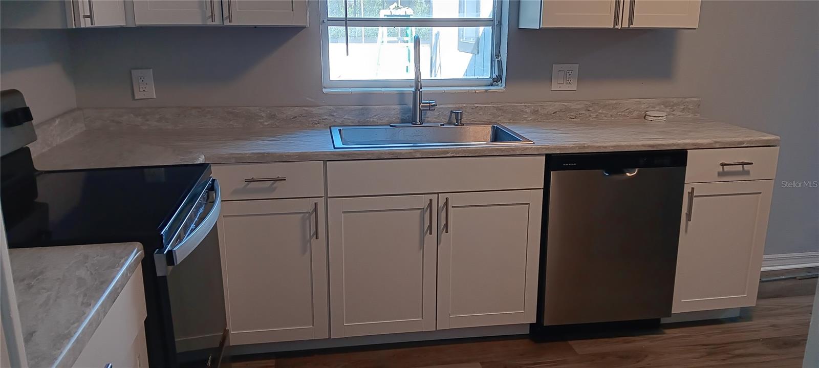 Image 3 of 47 For 1440 23rd Avenue