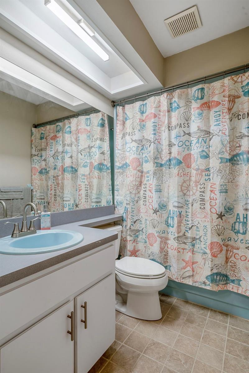 Image 32 of 65 For 6732 Oak Cluster Circle